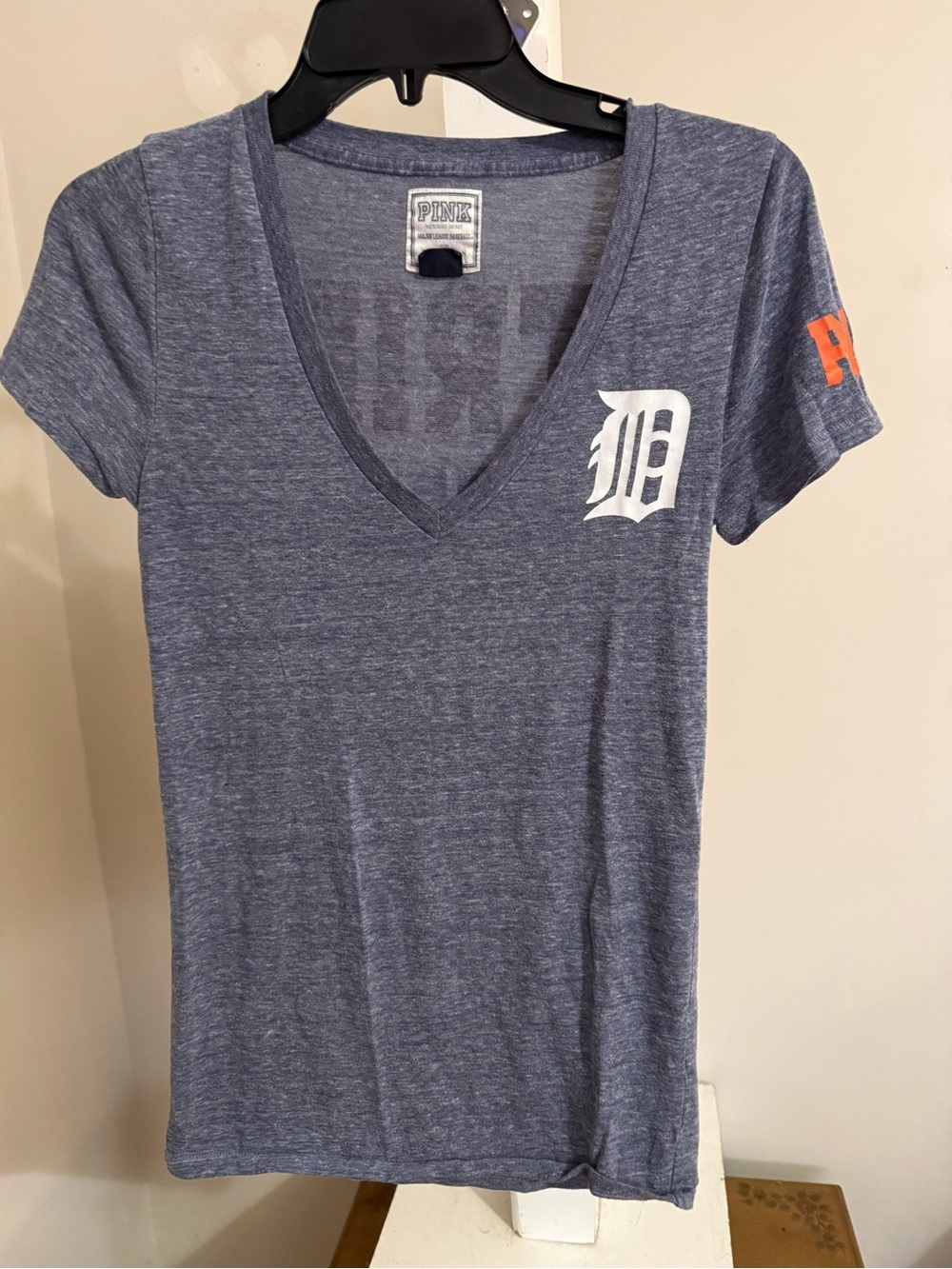 PINK Victoria's Secret Detroit Tigers Tee Shirt